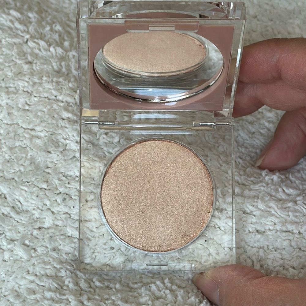BNIB KKW Beauty Glitz & Glam Powder Highlight